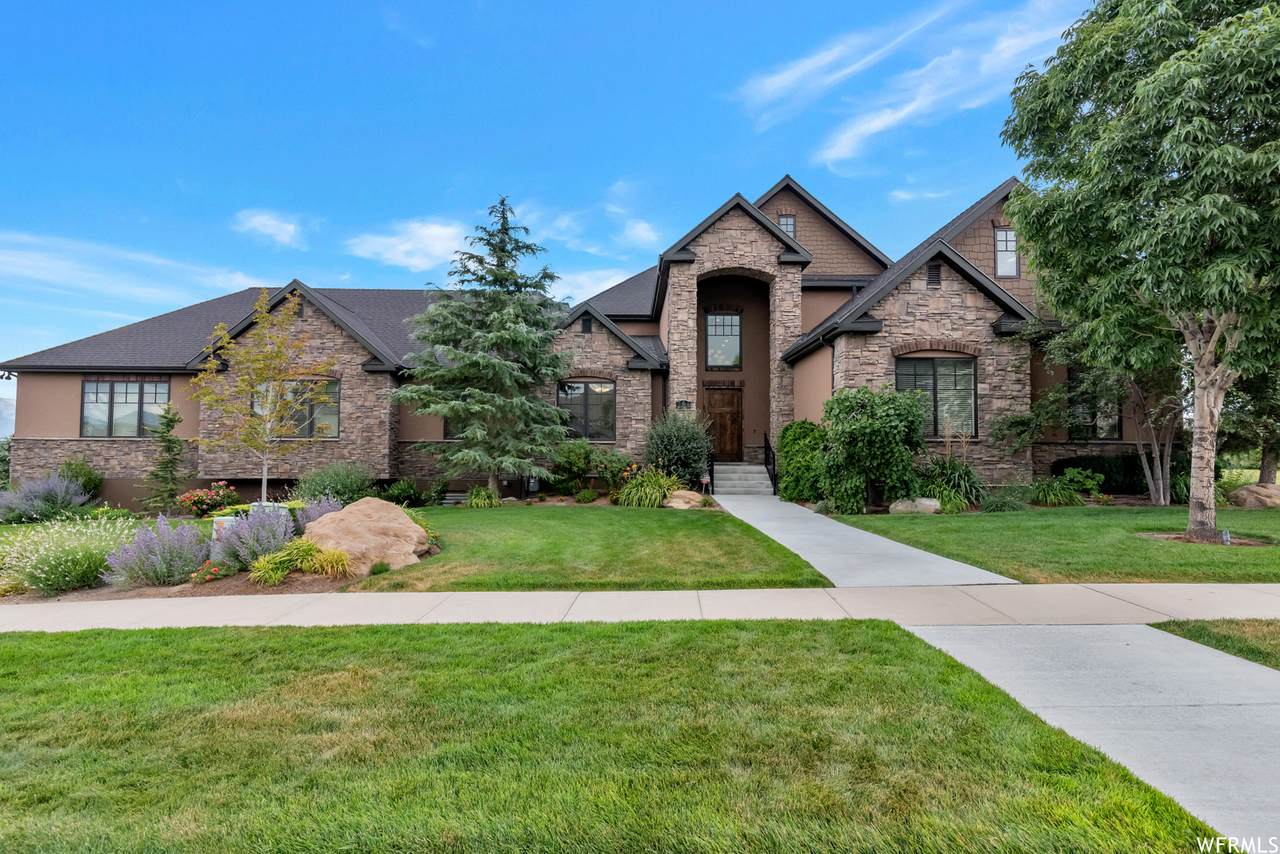 2564 Maverick Rd - Photo 1