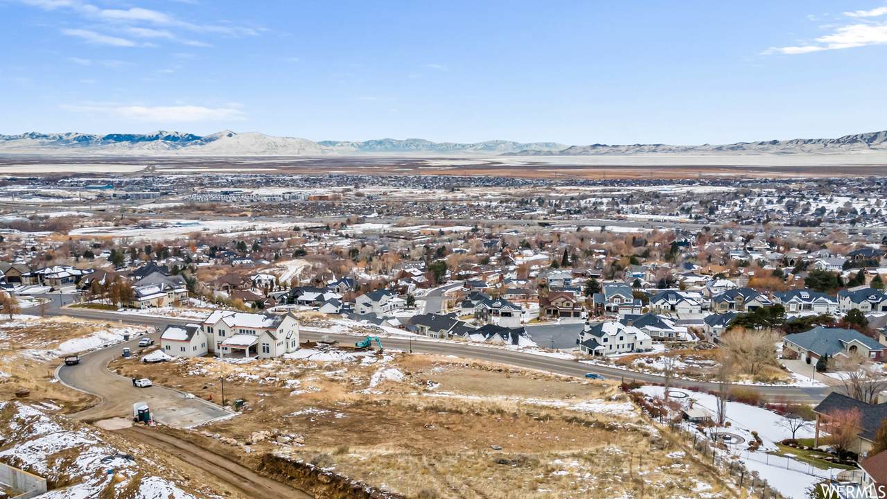1617 Overlook Ct - Photo 1