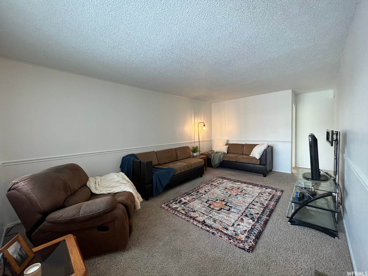 3675 2200 - Photo 1