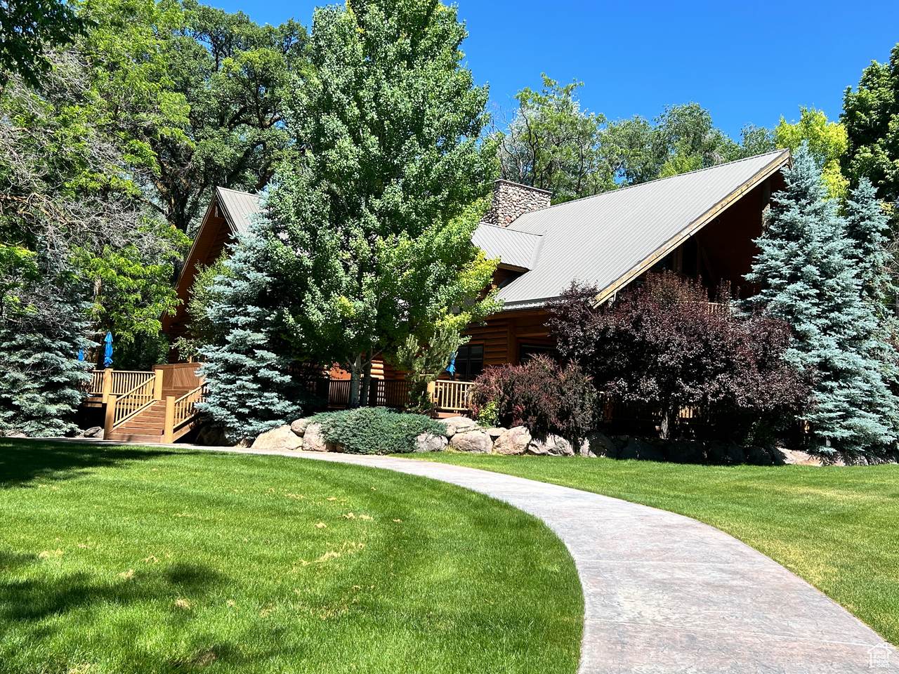 303 Rachel Ln - Photo 1