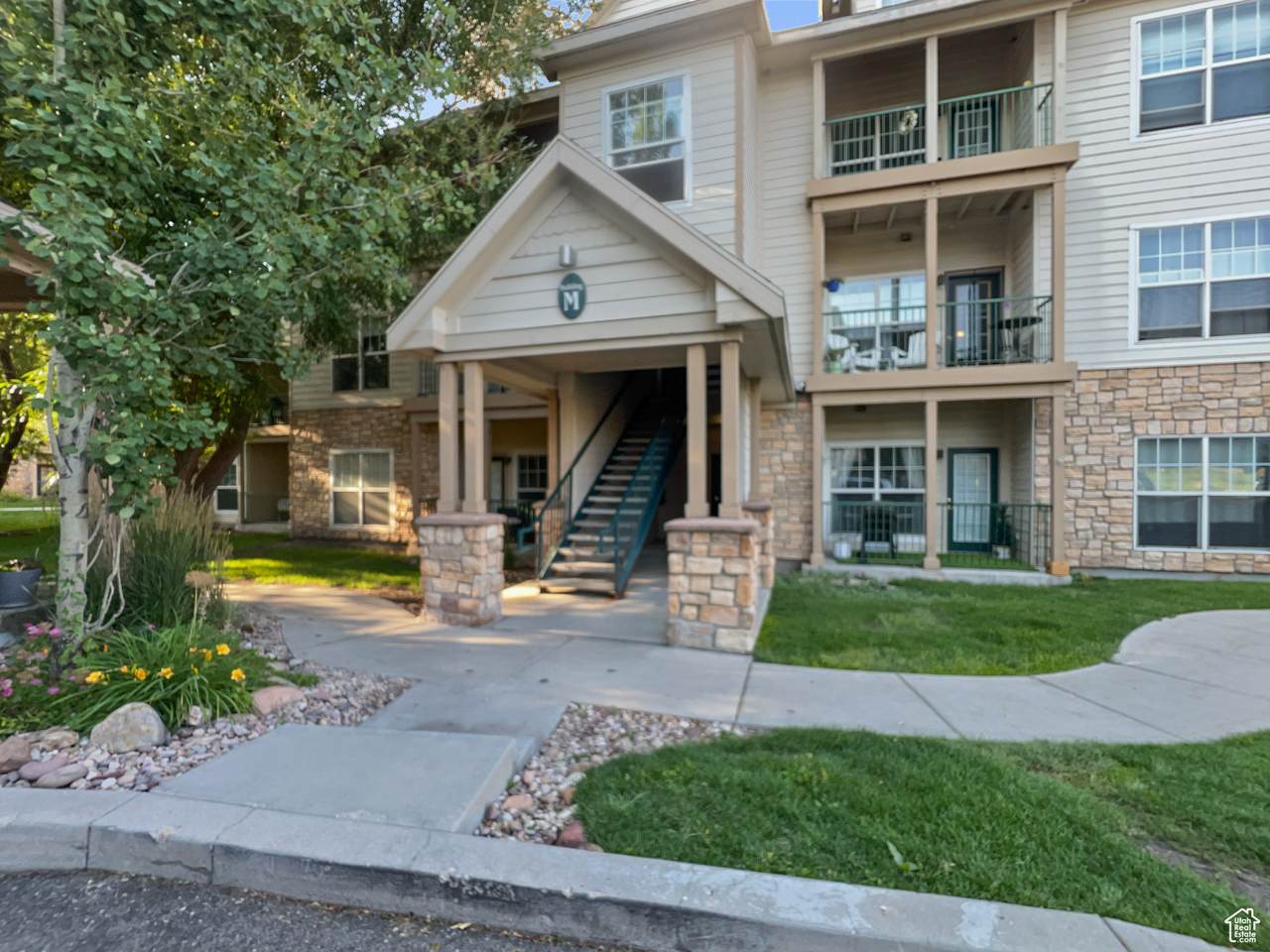 900 Bitner Rd - Photo 1