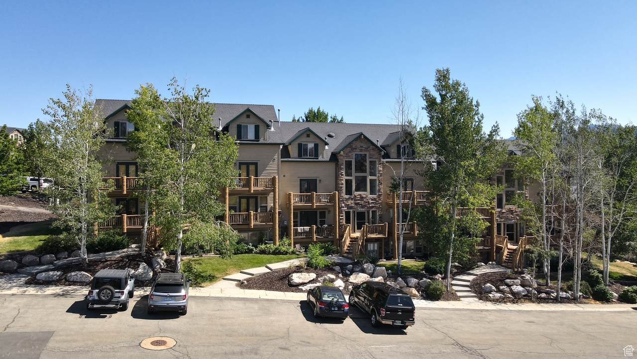 3562 Fox Run - Photo 1