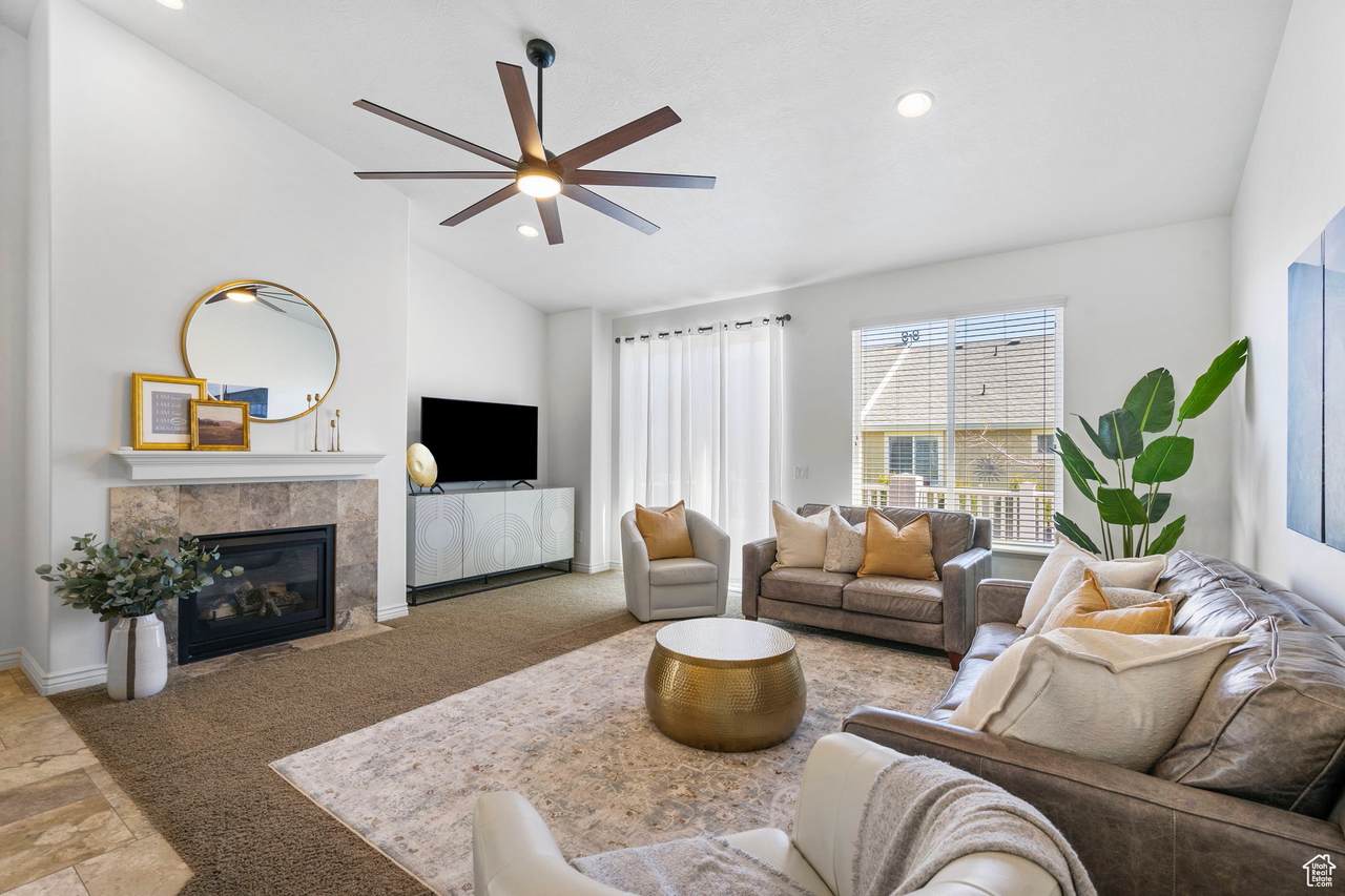 141 Cottage Cove - Photo 1