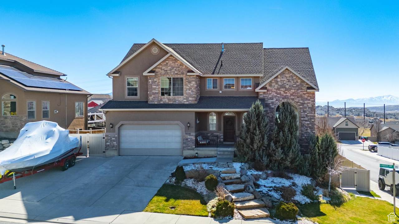 9048 Clubhouse Ln - Photo 1
