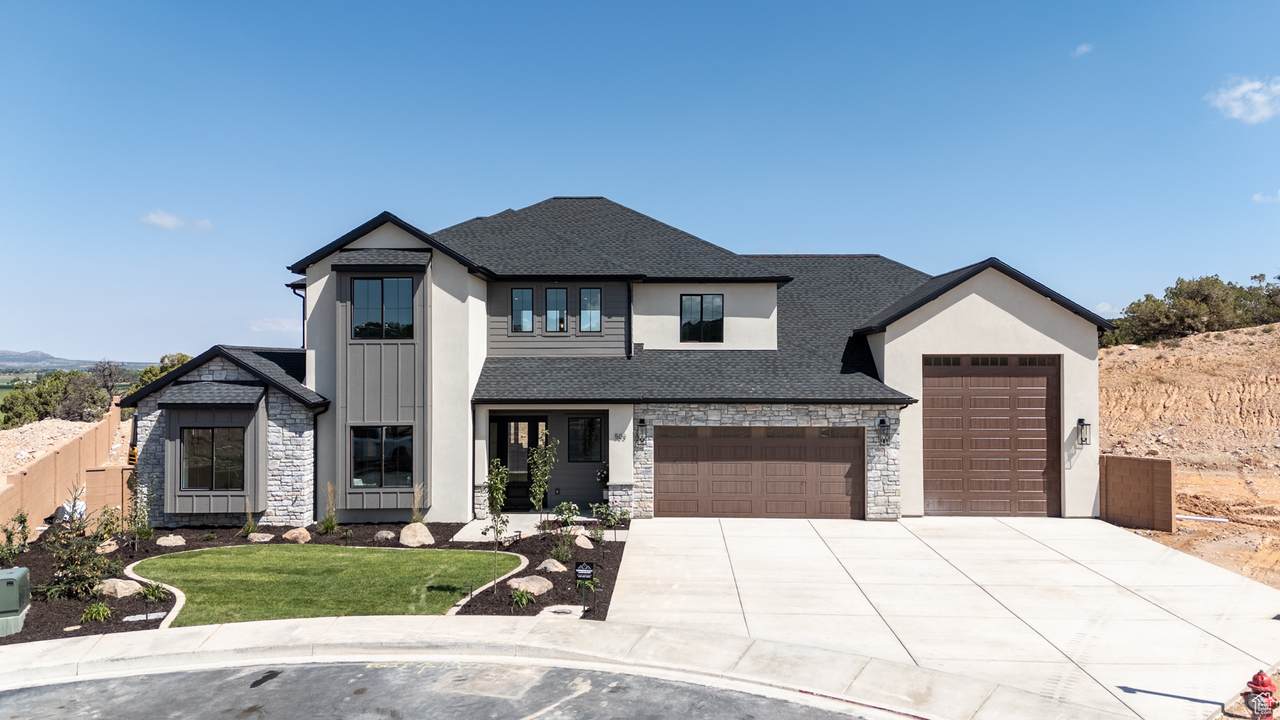 503 Renze Adams St - Photo 1
