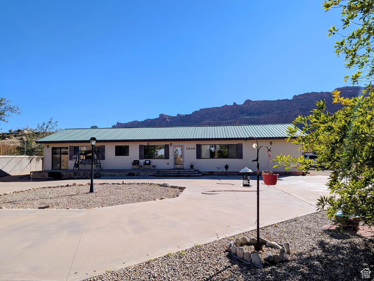 1436 Spanish Valley Dr - Photo 1