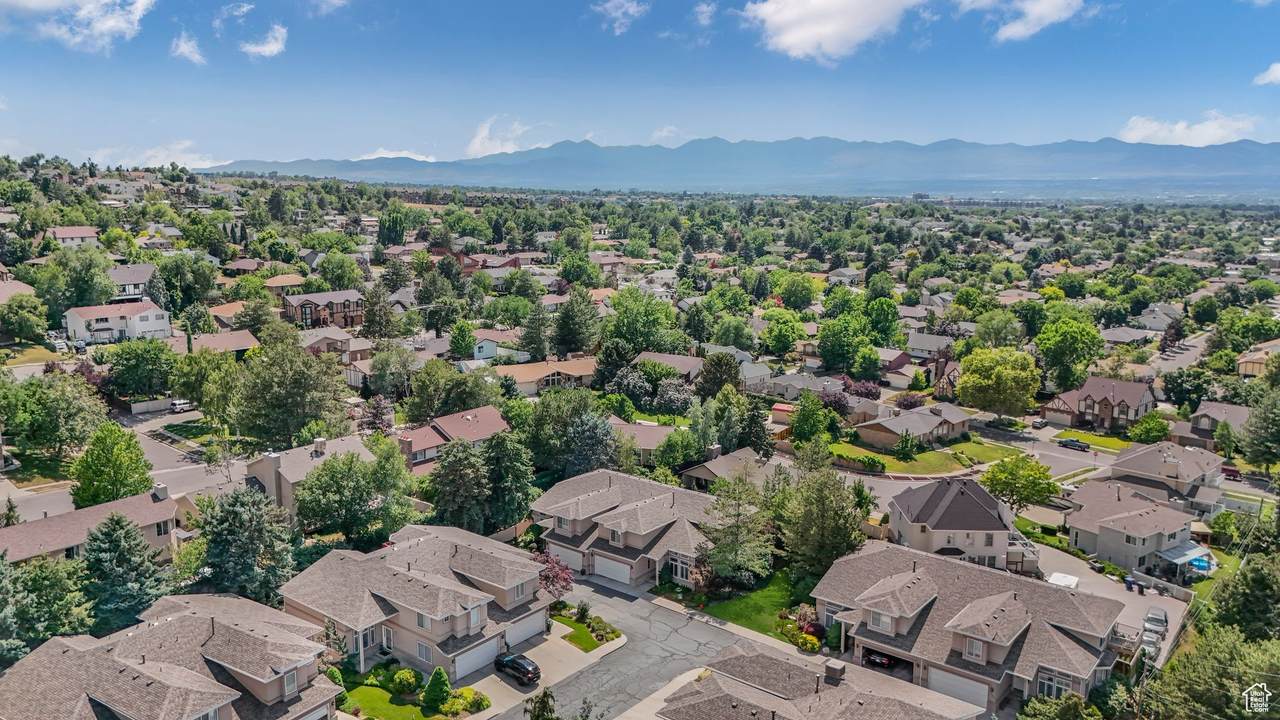 2262 Emerald Hills Ct - Photo 1