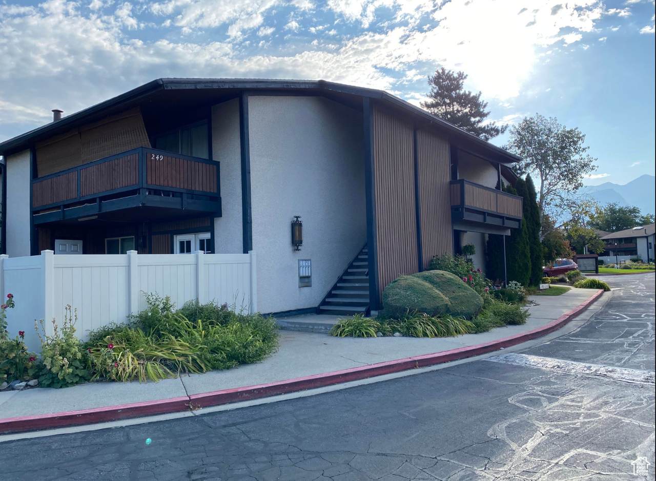 241 Garden Park Park - Photo 1