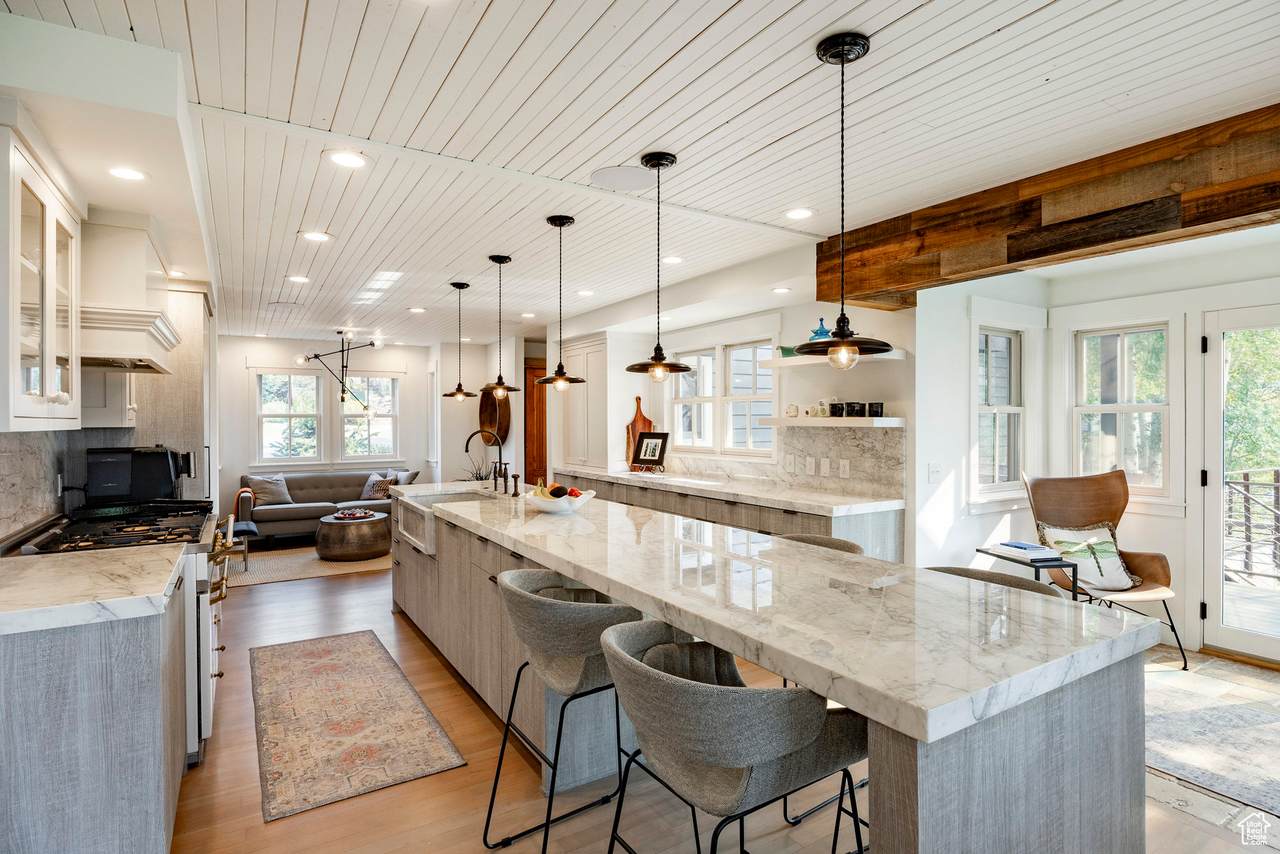 347 Mchenry Ave - Photo 1