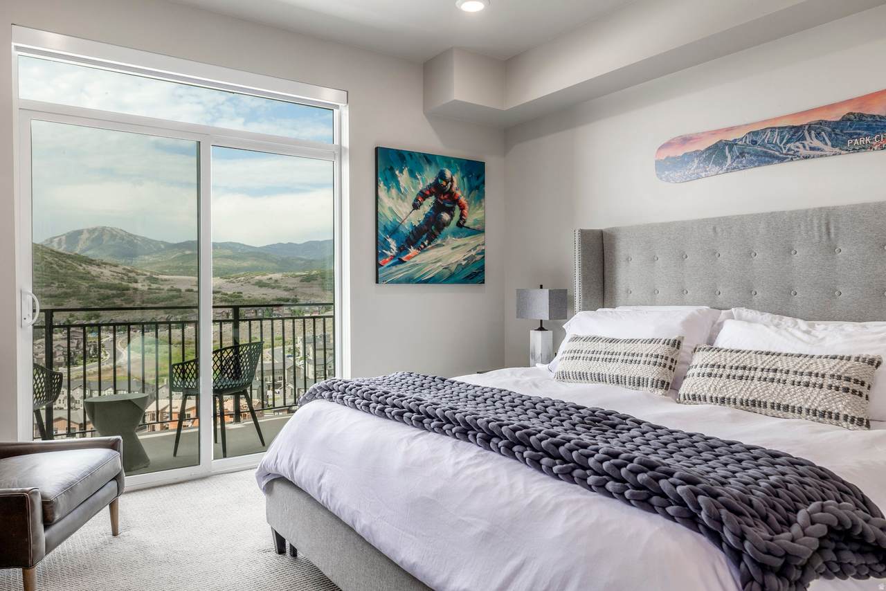 909 Peace Tree Trl - Photo 1