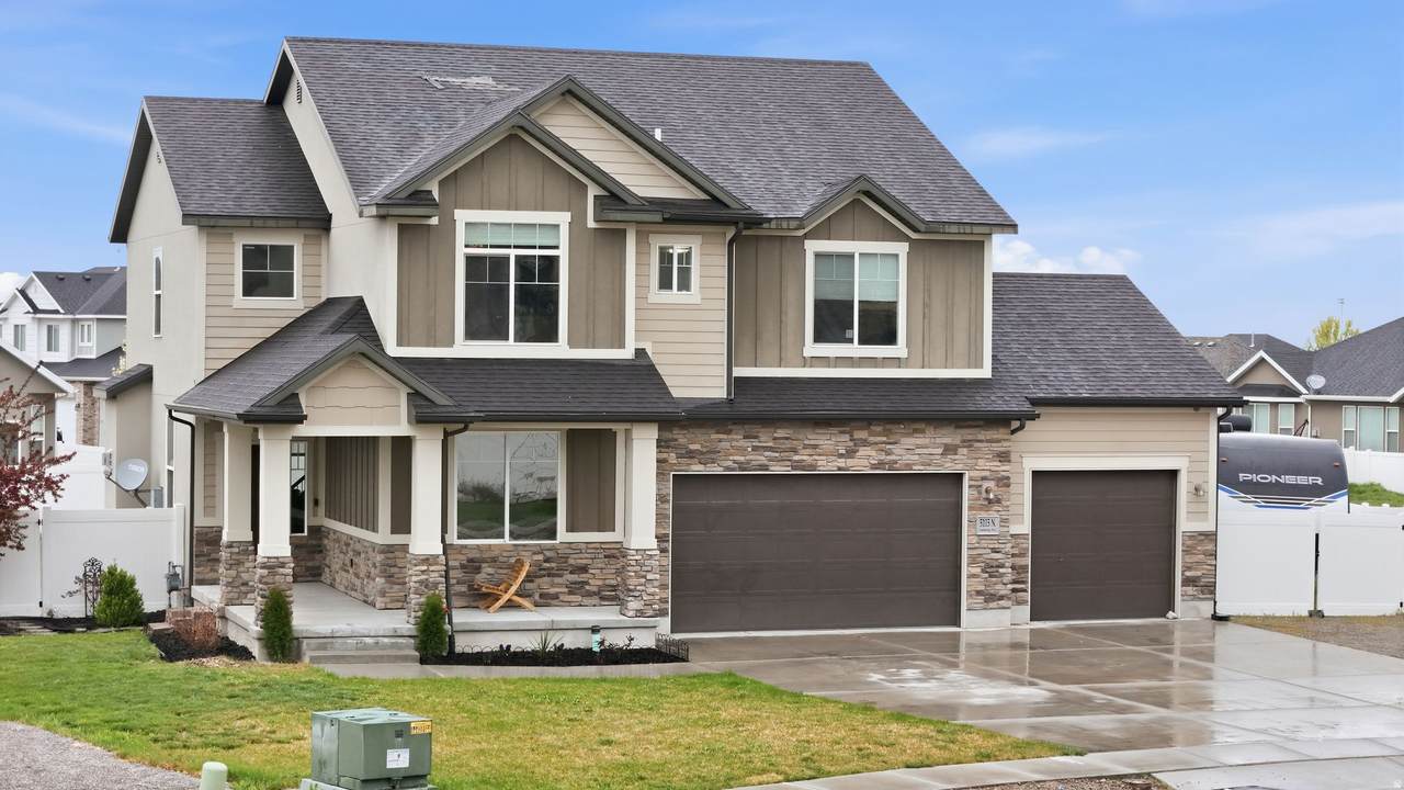 5115 Cambridge Way - Photo 1