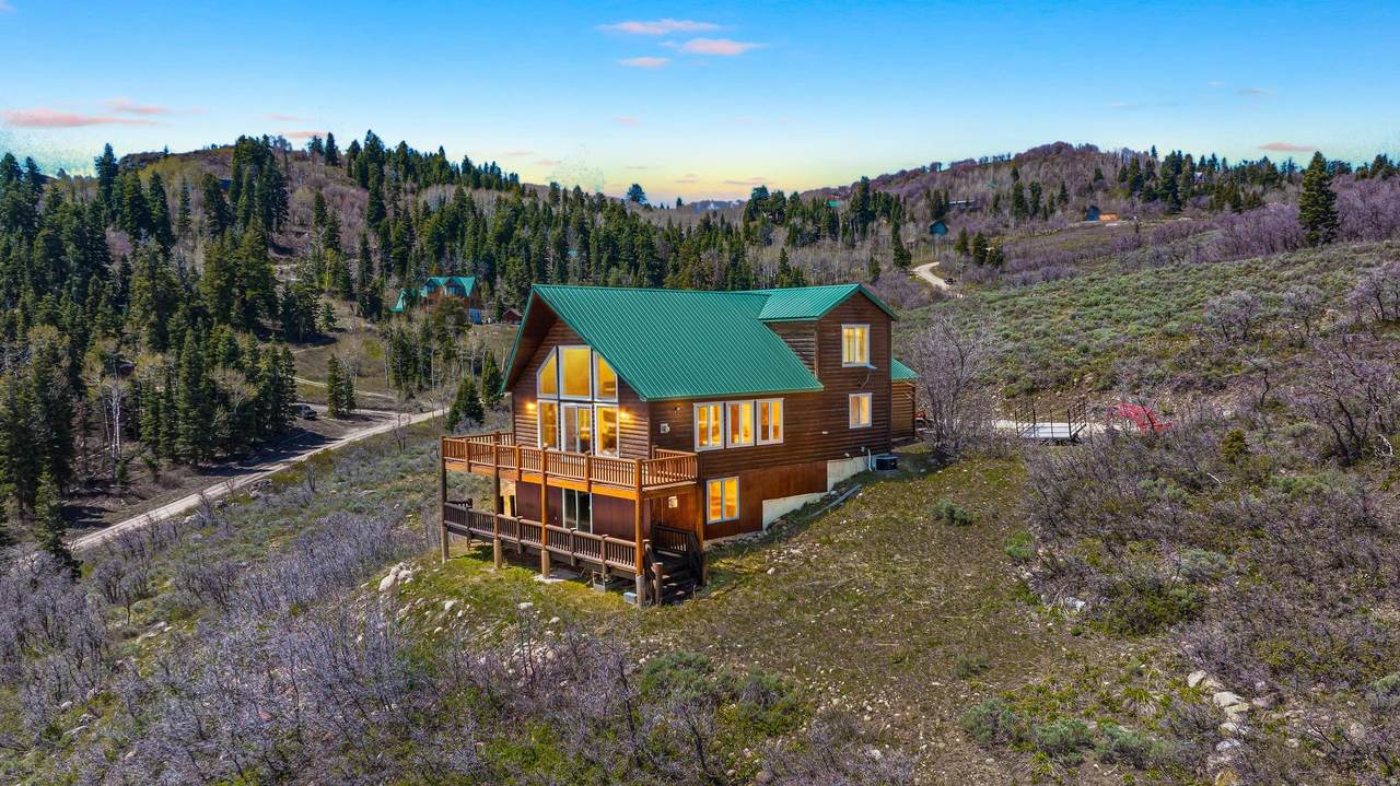 2401 Bull Moose Dr - Photo 1