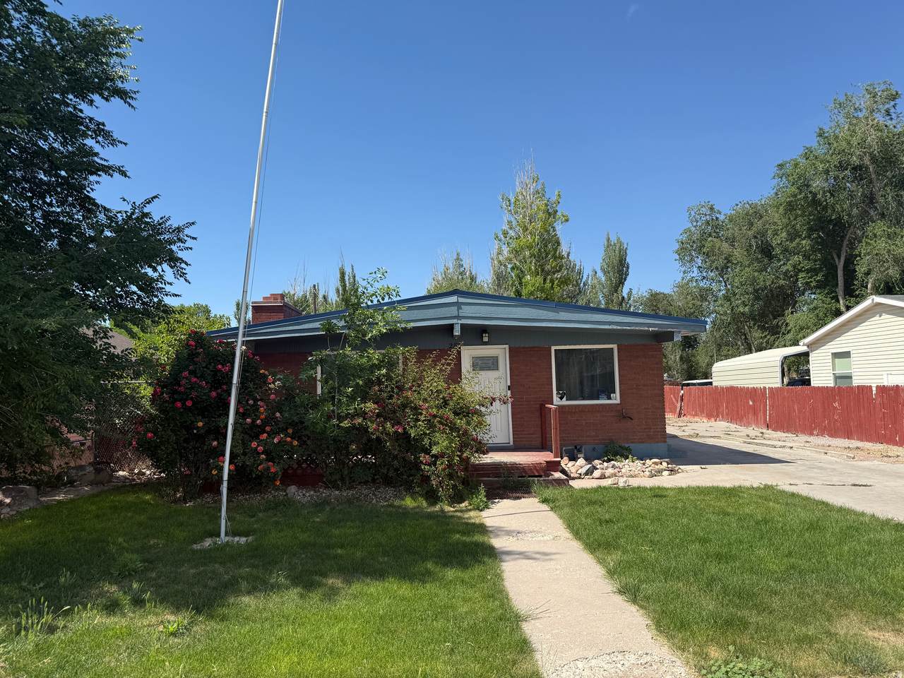 282 100 - Photo 1