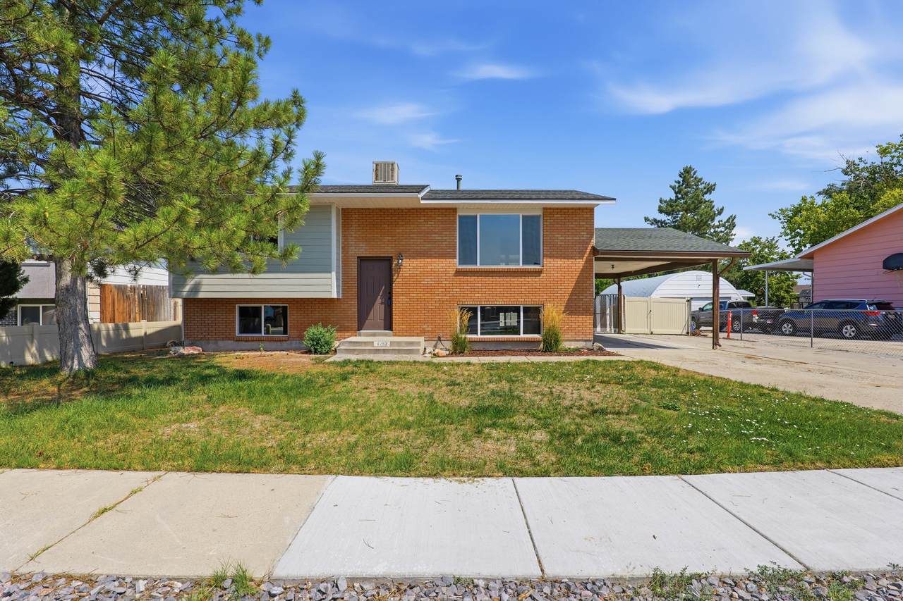 4292 Stane Ave - Photo 1