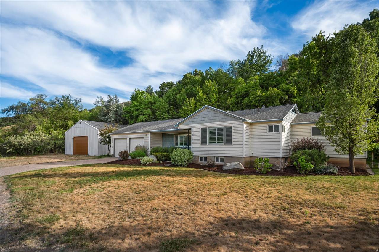 185 South Weber Dr - Photo 1