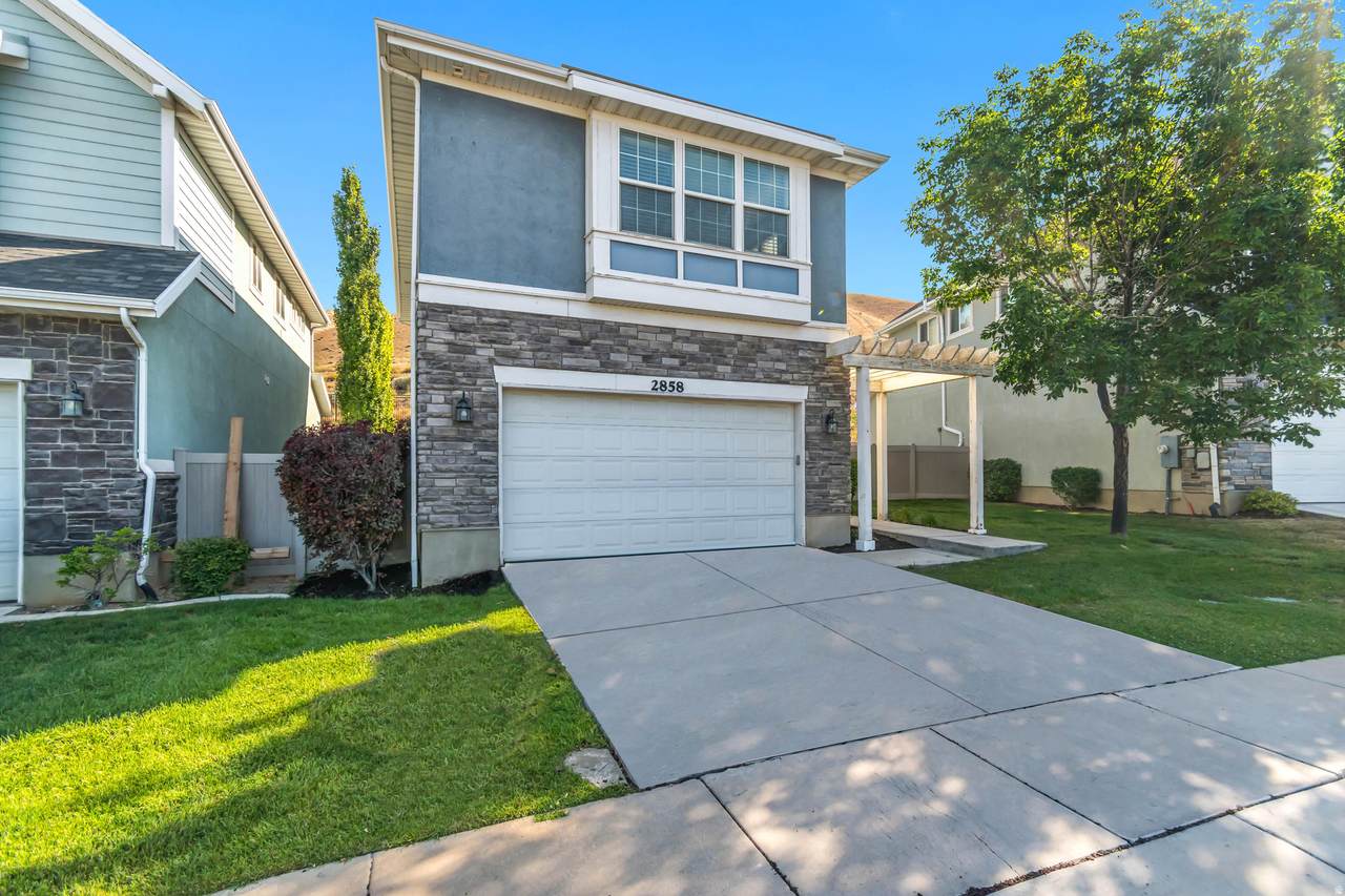 2858 Bear Ridge Way - Photo 1