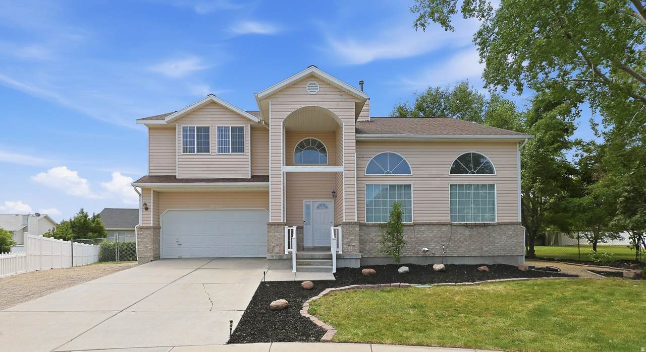 8784 Pebblecreek Rd - Photo 1