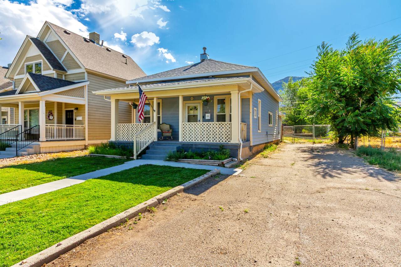 2358 Quincy Ave - Photo 1