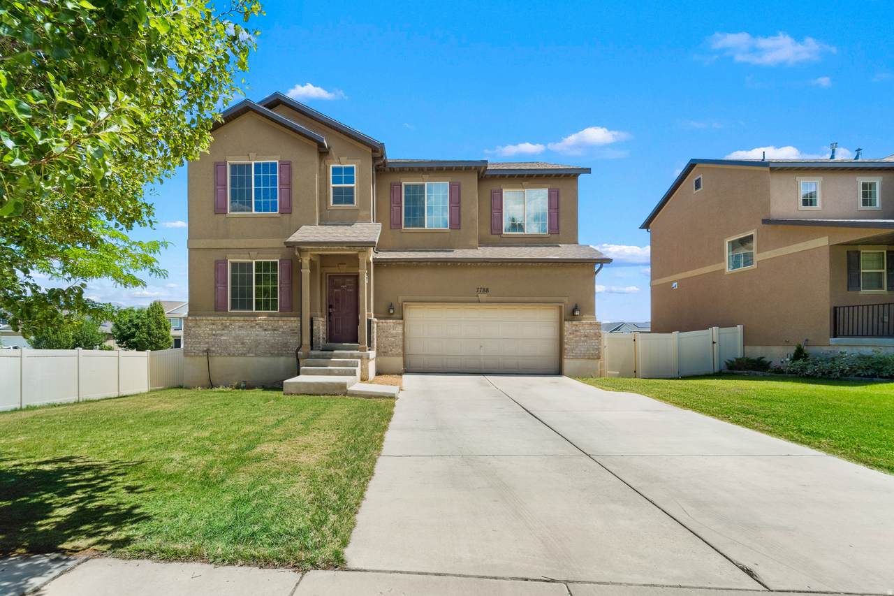 7788 Brookwood Dr - Photo 1