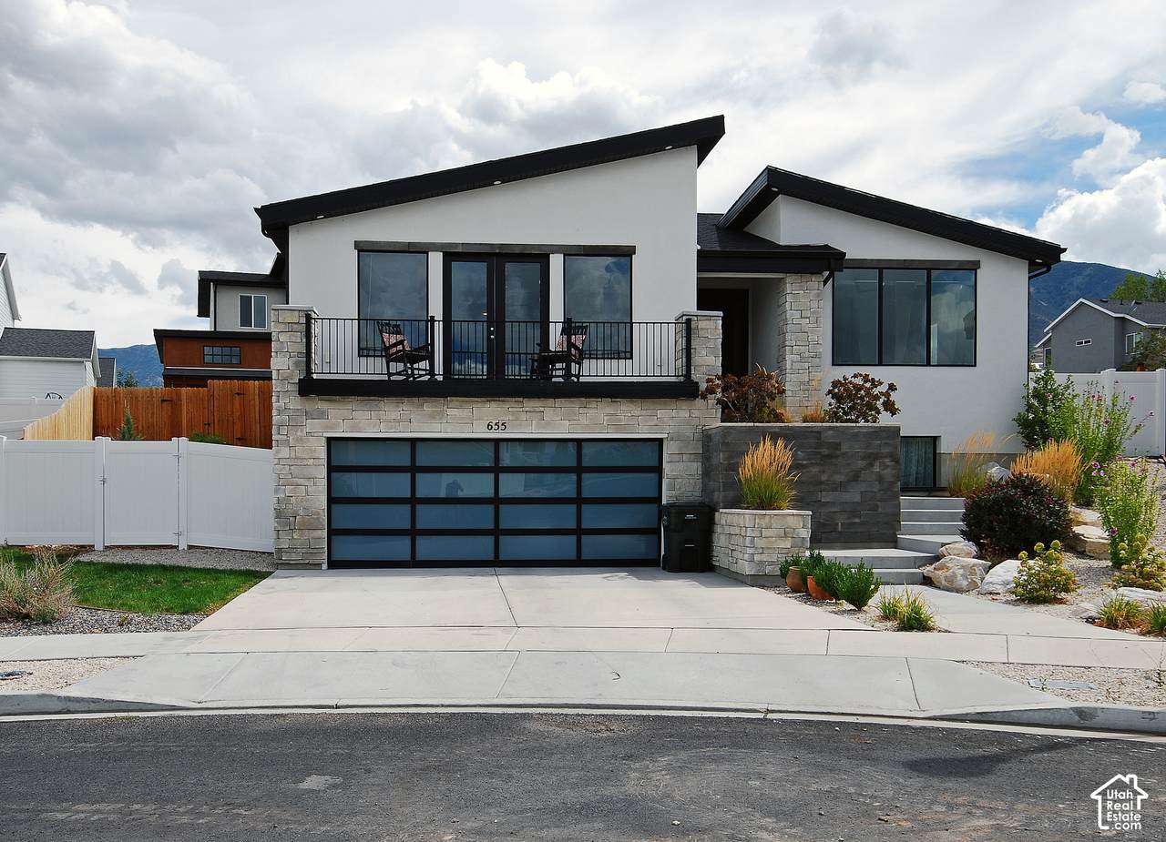 655 Oliver Rd - Photo 1