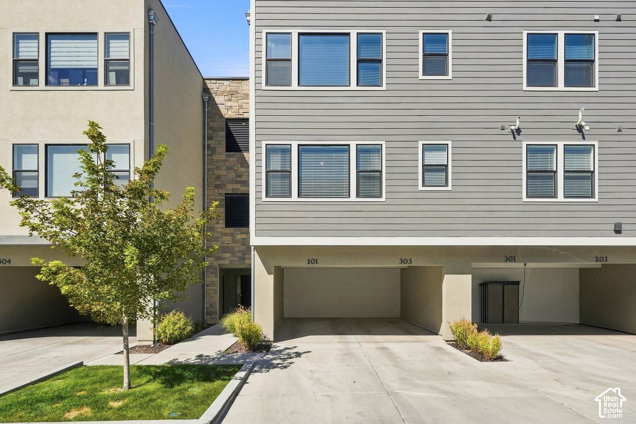 8373 Iris Lumi Ln - Photo 1