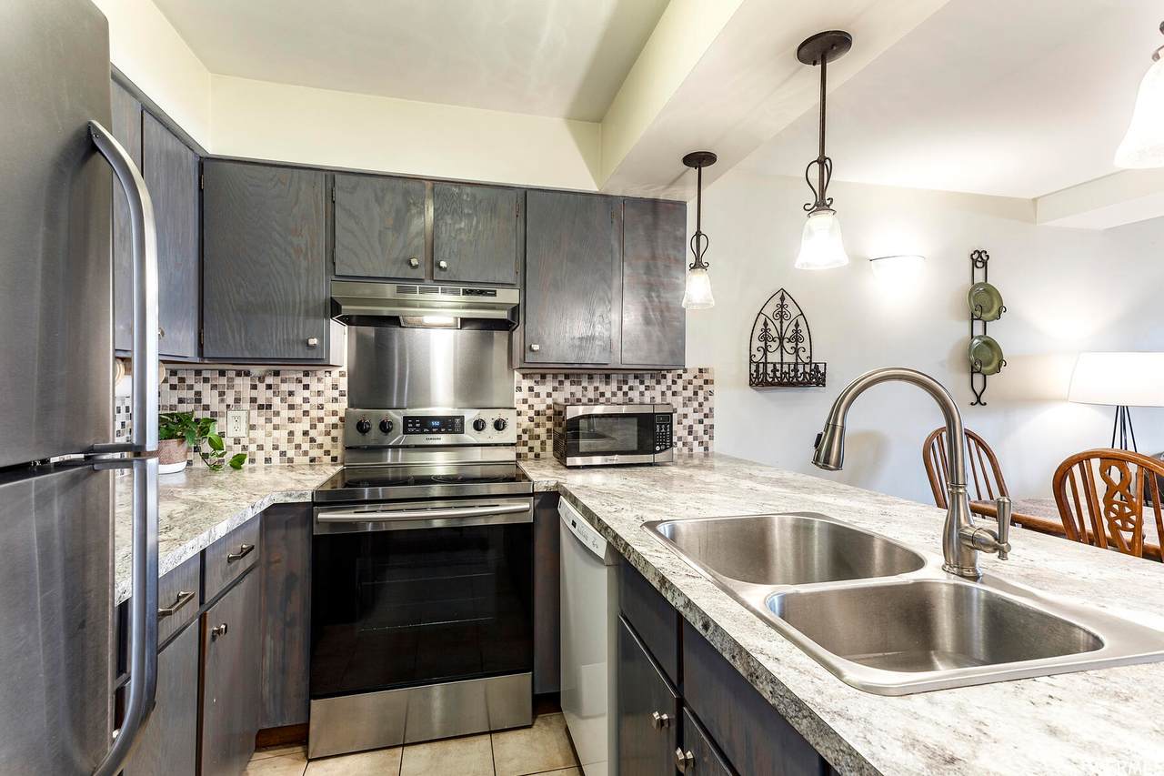 1525 Park Ave - Photo 1