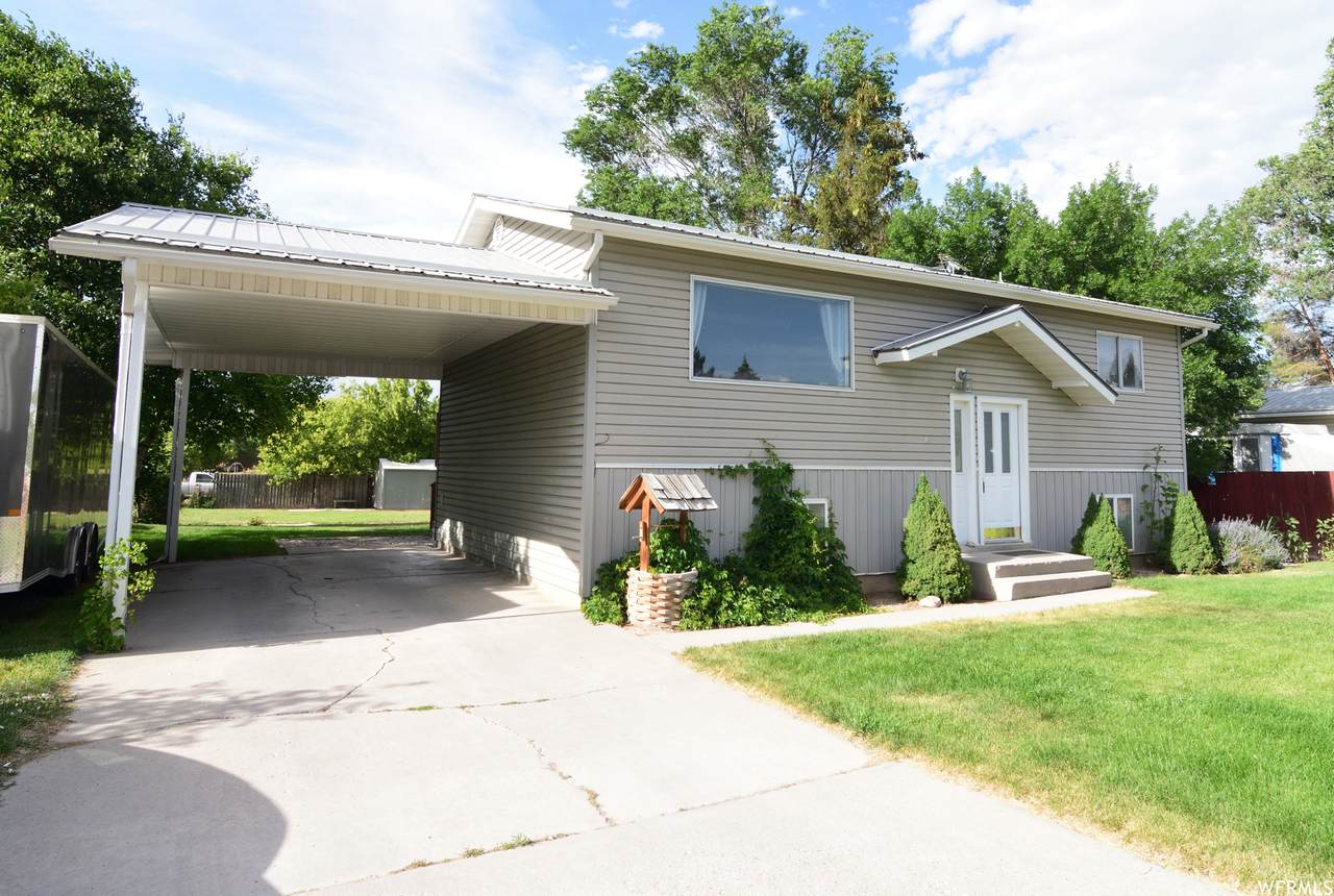 370 1ST - Photo 1