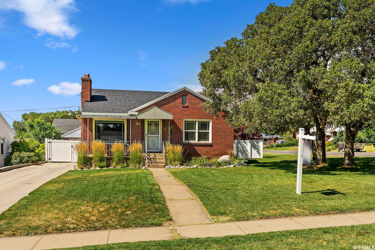 1584 23RD St - Photo 1