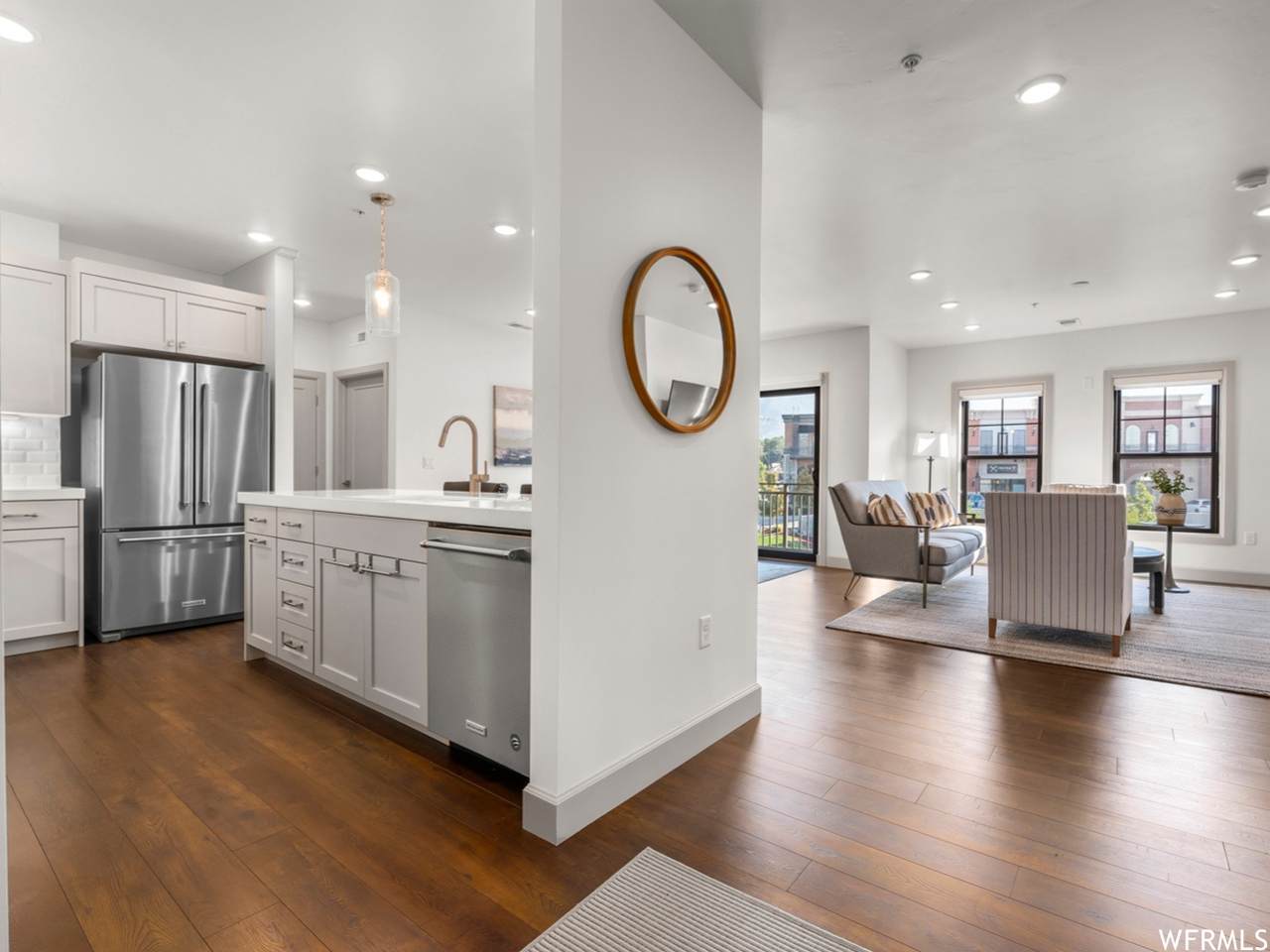 2240 Laney Ave - Photo 1