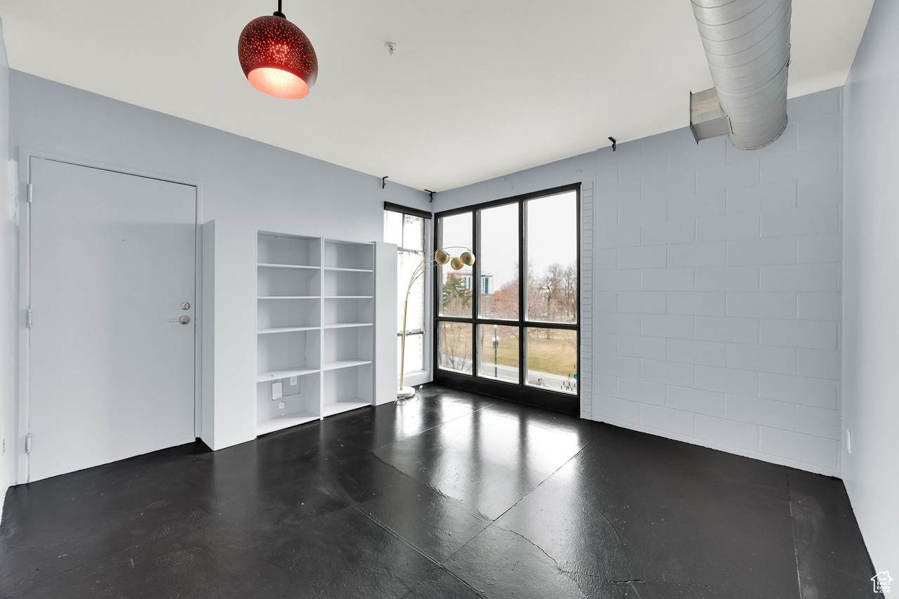 336 Broadway - Photo 1