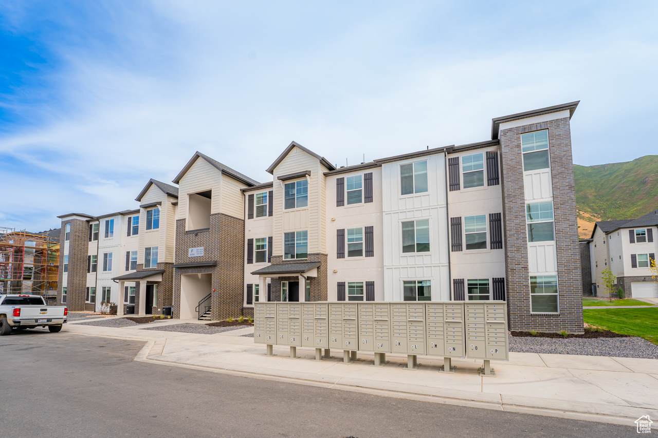 4735 Alder Dr - Photo 1