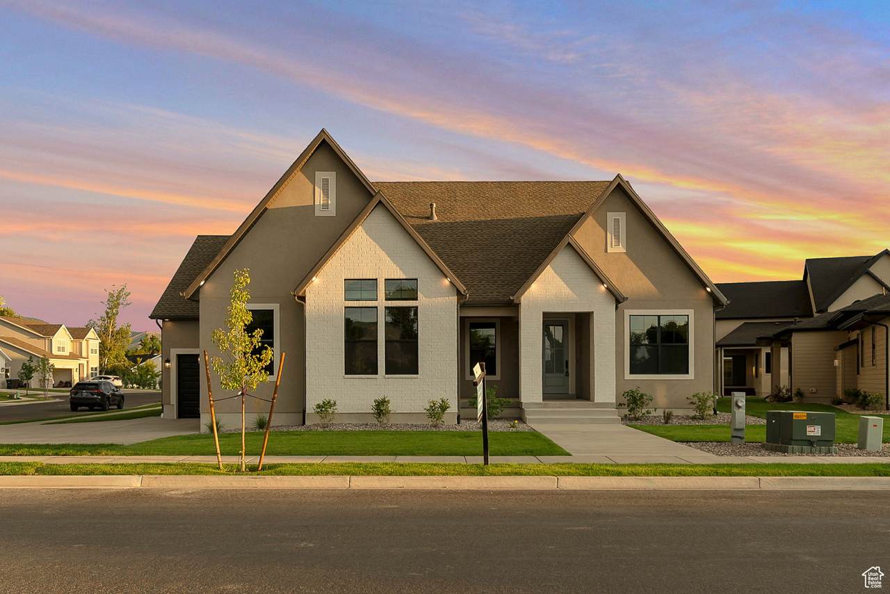 551 Summerhill Ln - Photo 1