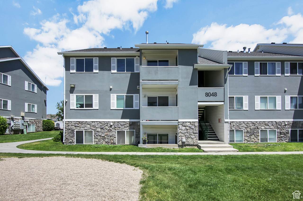 8048 Copperfield Place Pl - Photo 1