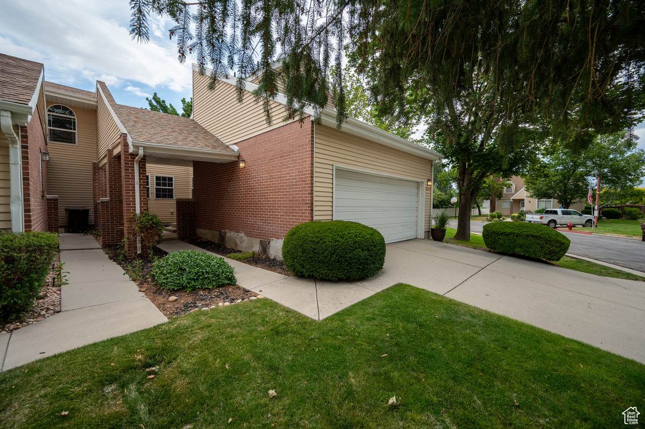 2604 West Central Park Way - Photo 1