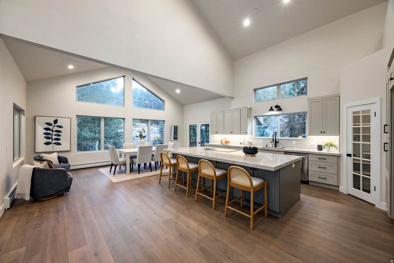 4320 Hidden Cove Rd - Photo 1