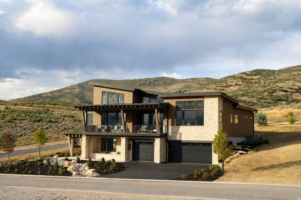 1221 Coyote View Cir - Photo 1