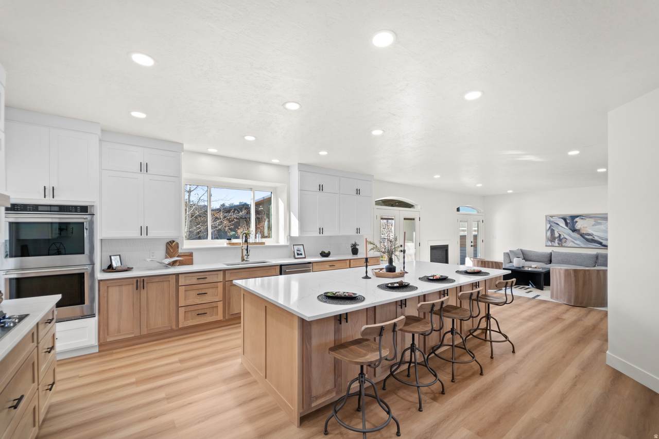 15258 Mountainside Dr - Photo 1