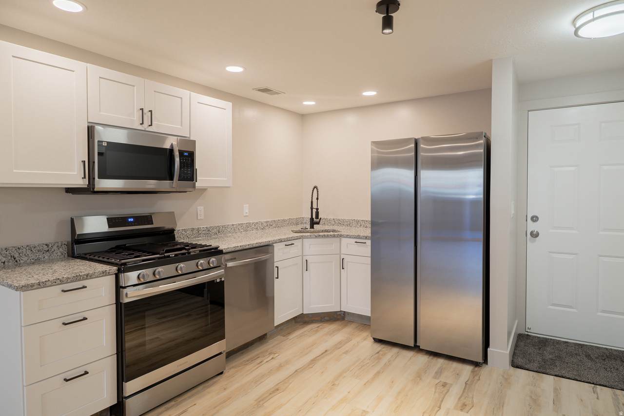 5600 Meadow Ln - Photo 1