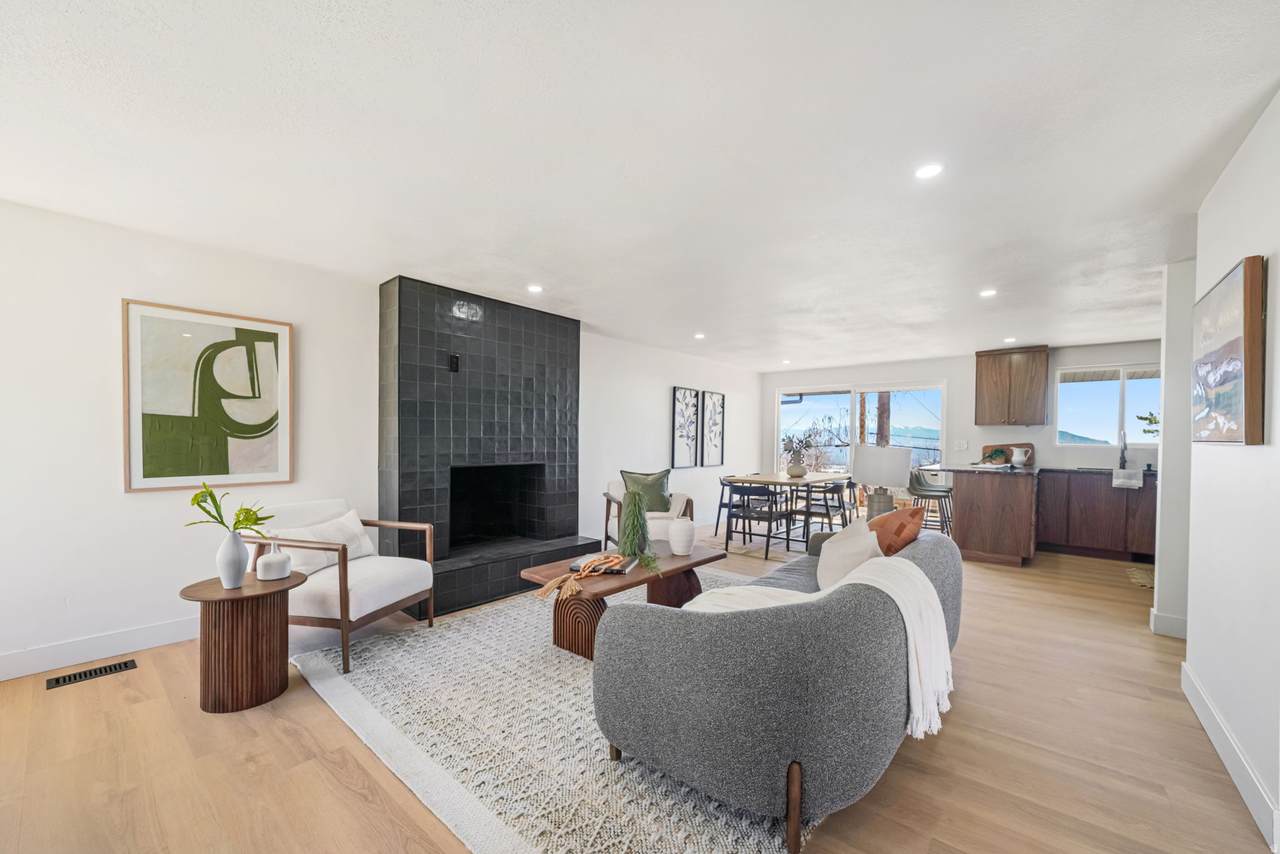 3520 Fleetwood Dr - Photo 1