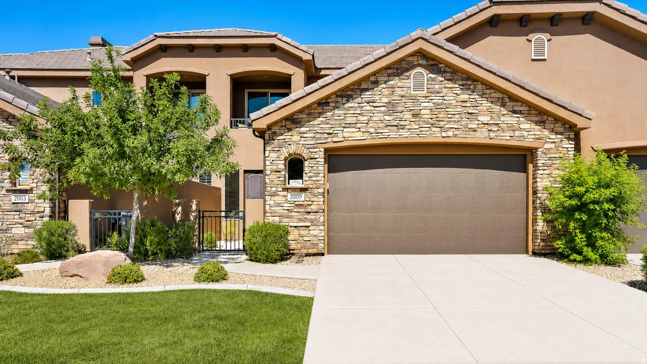 2009 Coral Ridge Dr - Photo 1