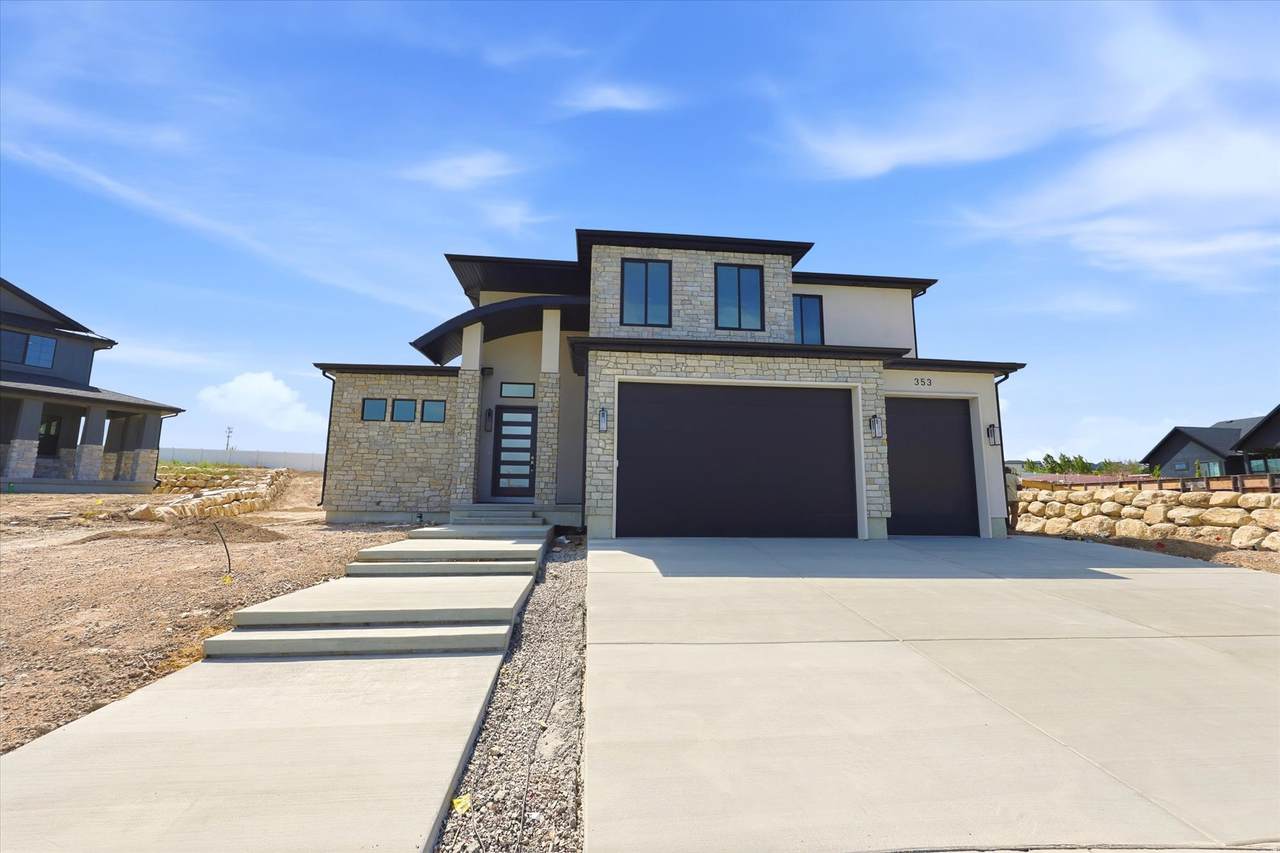 353 Barlow Ct - Photo 1