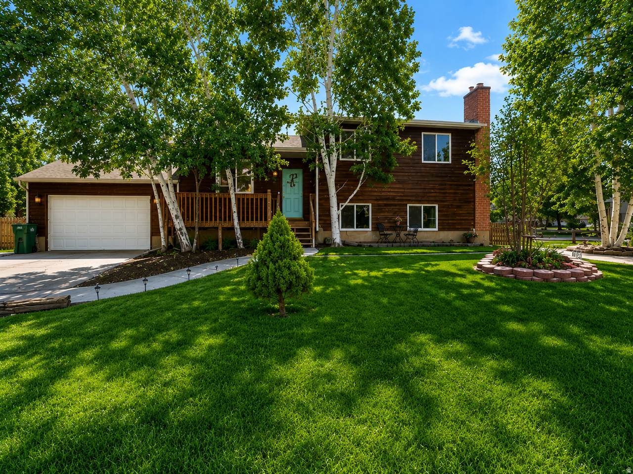 9905 Meadow Dr - Photo 1