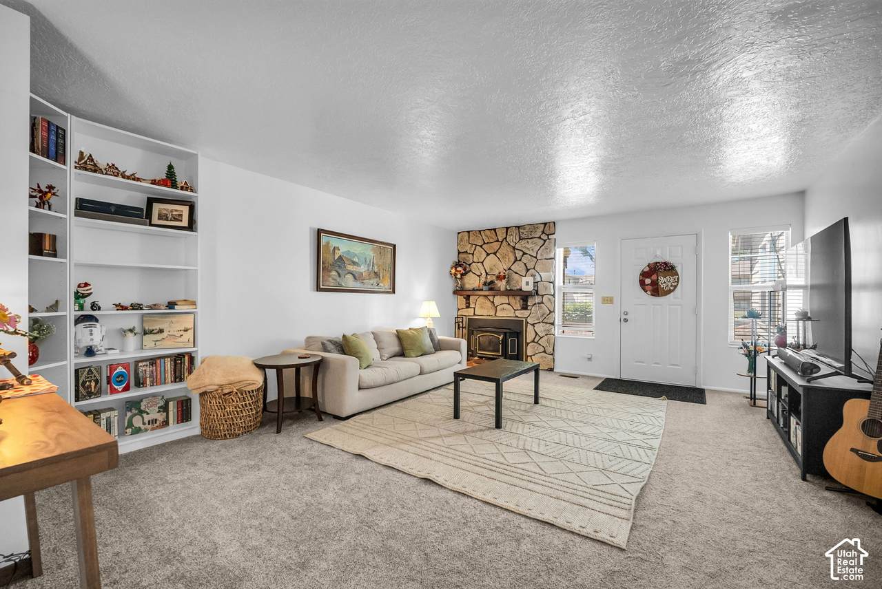 3963 Westwind Ct - Photo 1
