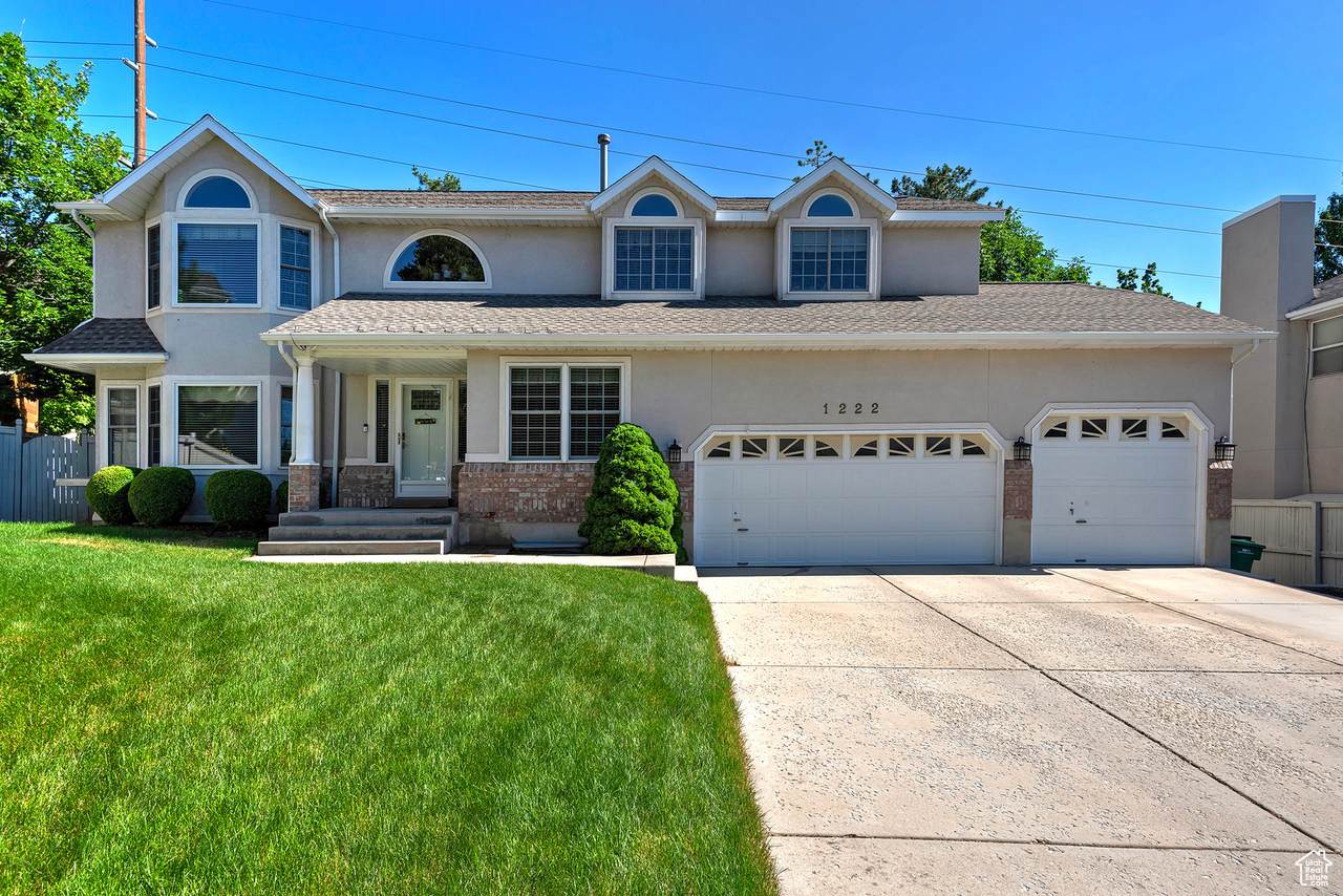 1222 Big Pine Cir - Photo 1