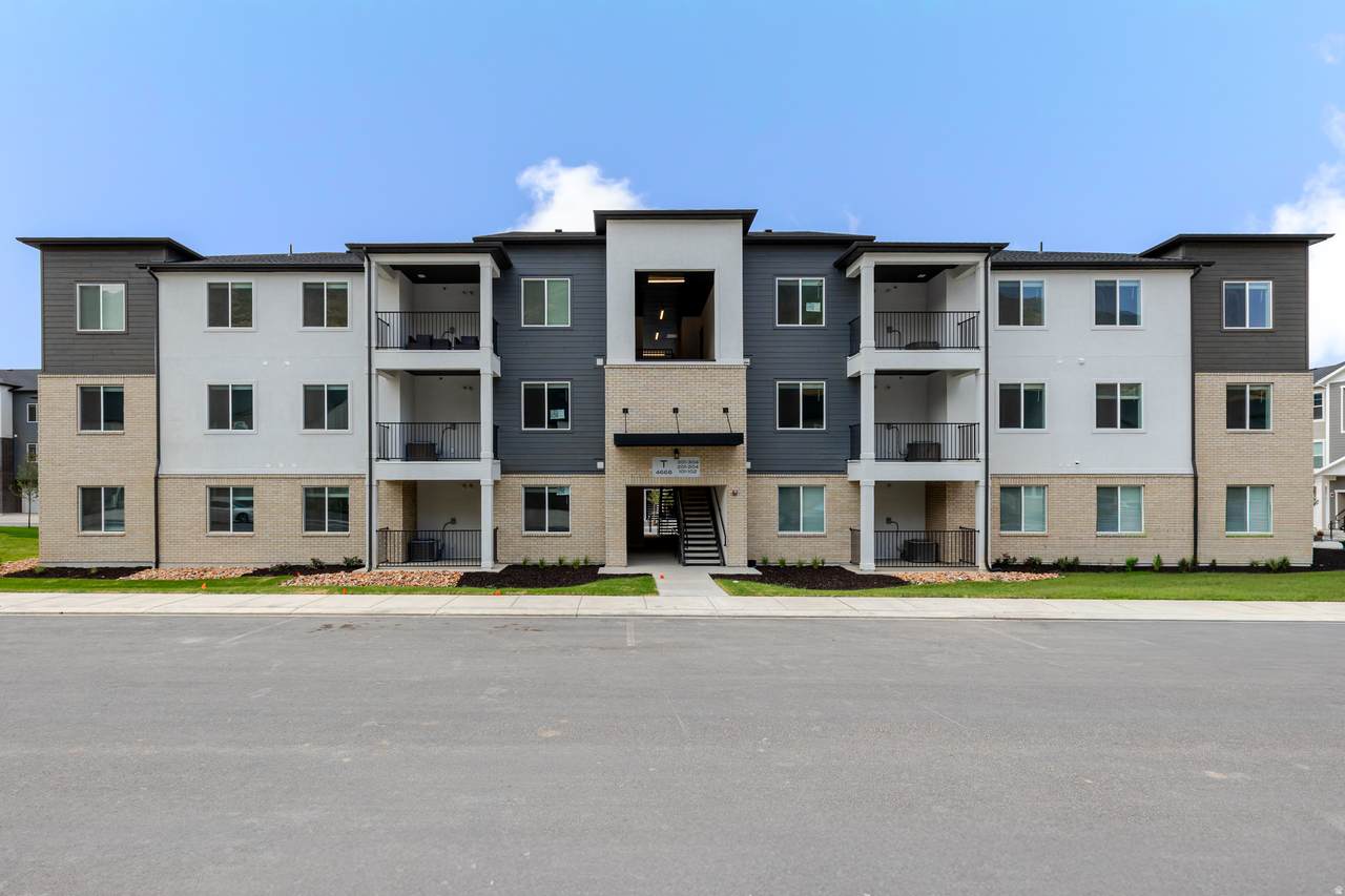 4668 Olive Ave - Photo 1