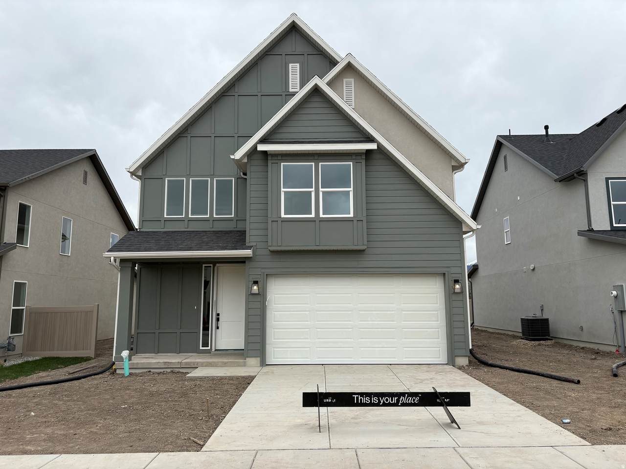 1063 Audrey Ln - Photo 1