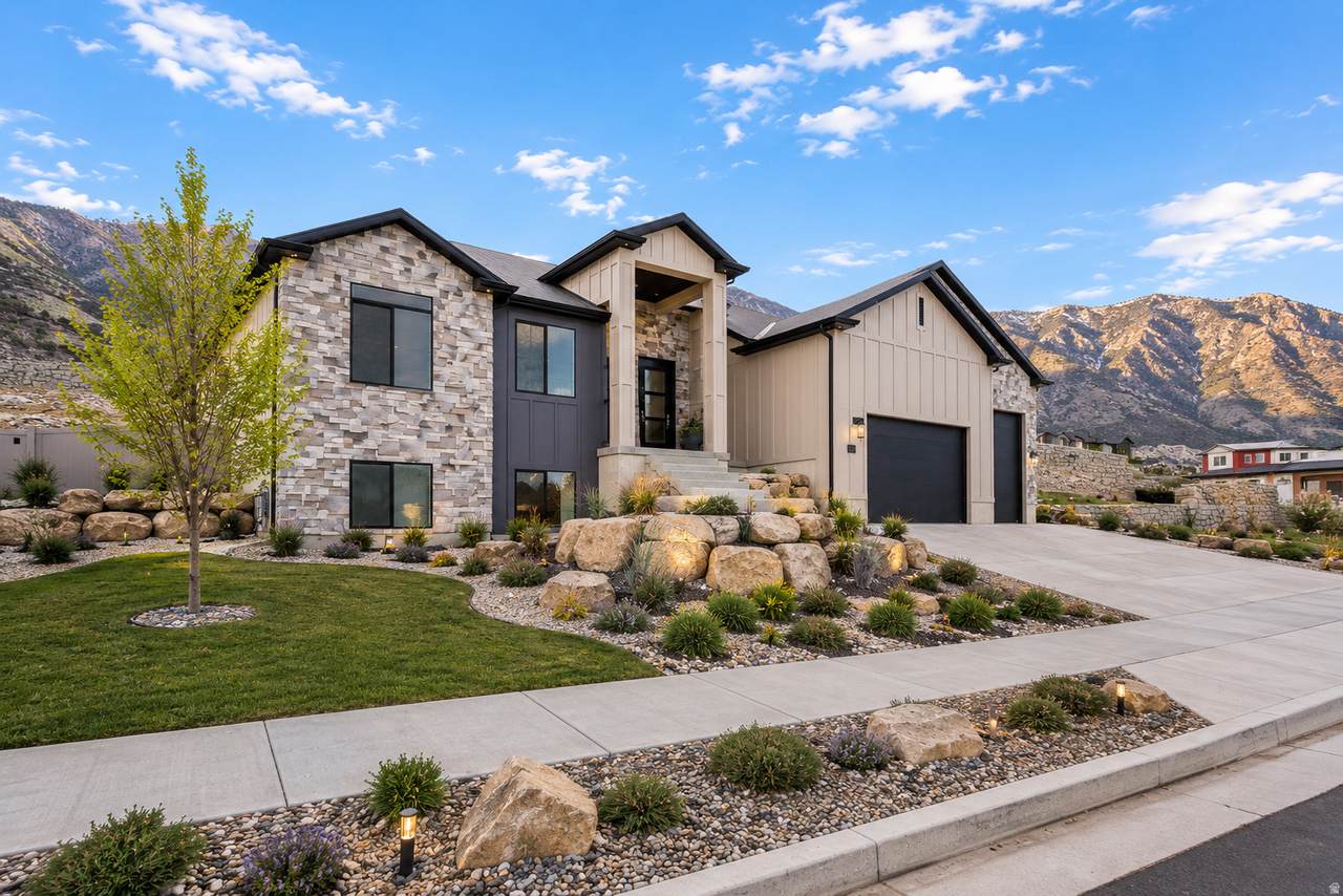 728 Mountain Rd - Photo 1