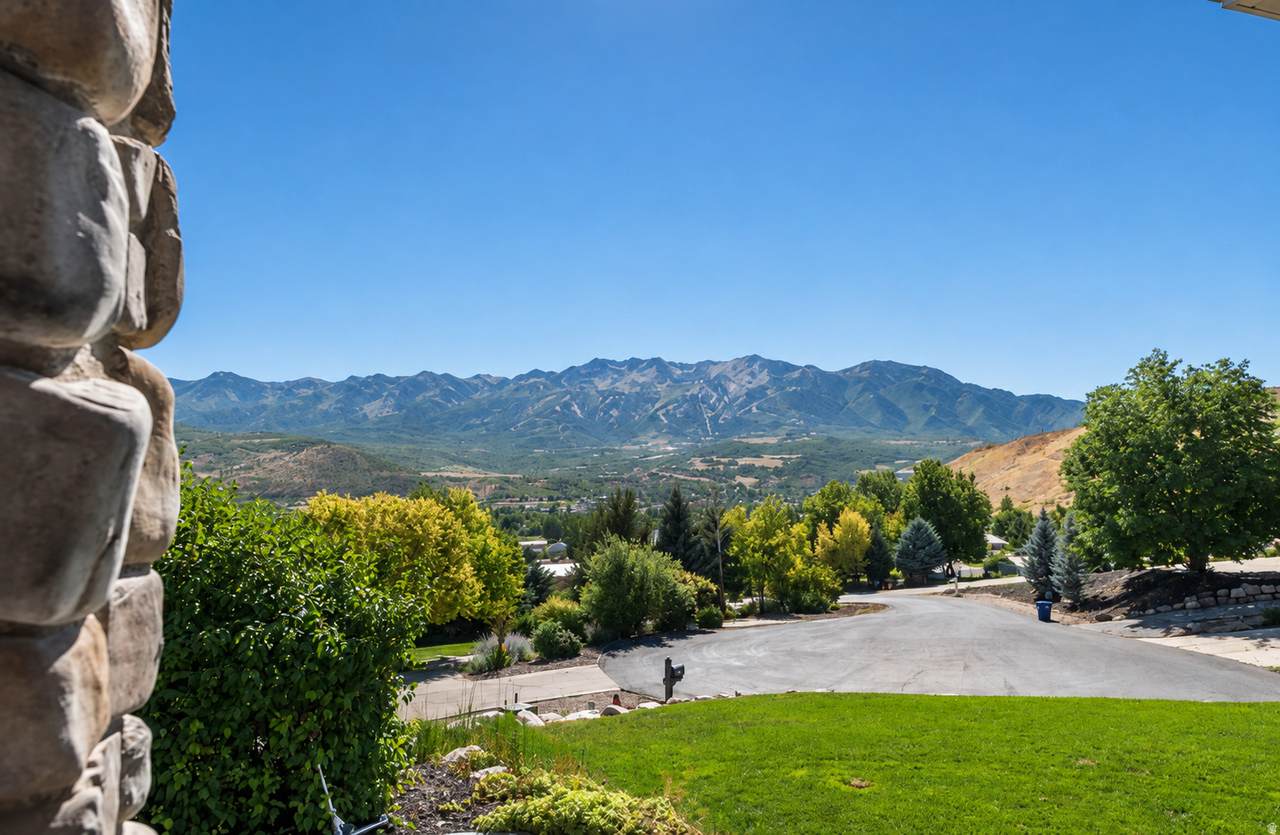 https://bt-photos.global.ssl.fastly.net/wasatch/1280_boomver_5_2177075-1.jpg