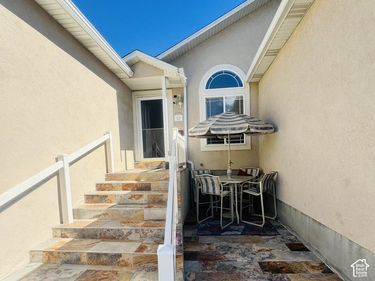 686 Greystone Way - Photo 1