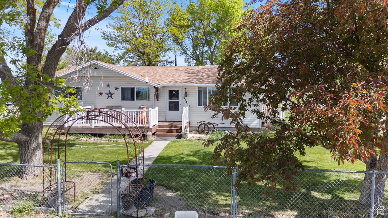 32410 Highway 30 - Photo 1